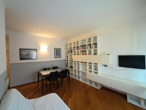 Almacasa a modern Homeholiday Apartment in La Spezia