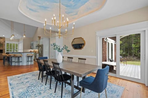 Grand Home on 10 Acres in Surf City w/Private Pond! House in Surf City