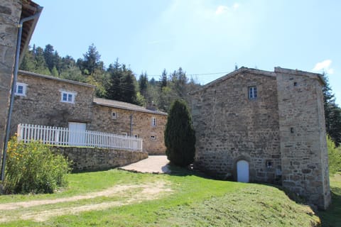 Hameau Bechetoille House in Auvergne-Rhône-Alpes