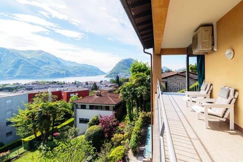 Natural landscape, Balcony/Terrace
