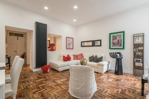 Living room, Photo of the whole room, Seating area