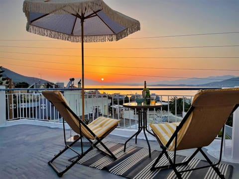 Property building, Balcony/Terrace