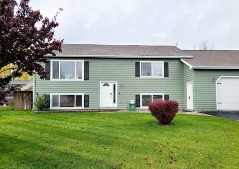 Grace Hideaway House in Columbia Falls