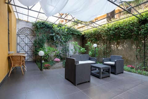 Spring, Day, Garden, View (from property/room), Living room, Garden view