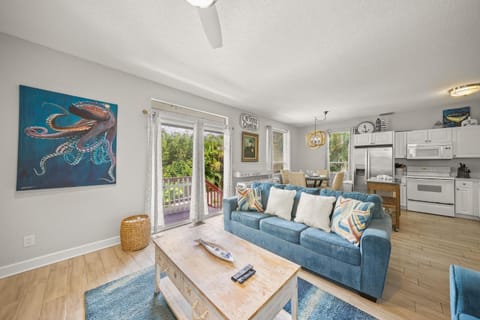 Island Sun House in Siesta Beach