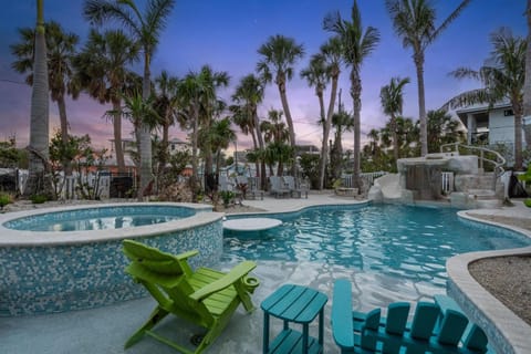 Sunset Splash House in Siesta Key