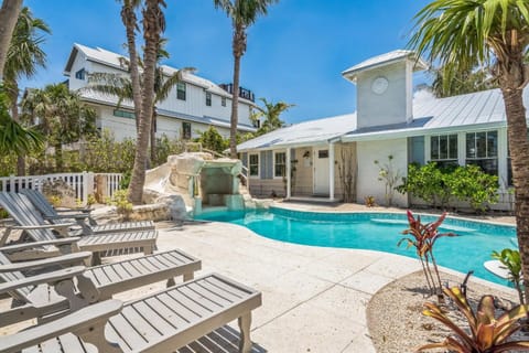 Sunset Splash House in Siesta Key