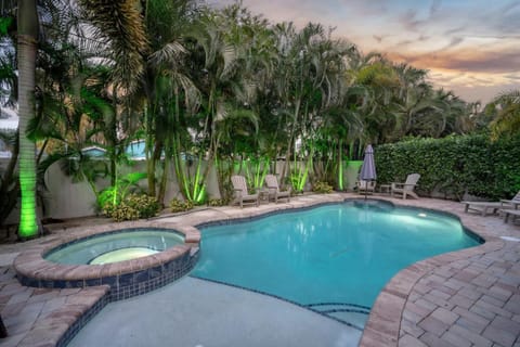 Sunset View House in Siesta Beach