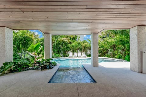 Sea The Light House in Lido Key