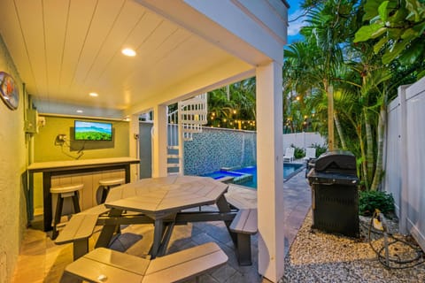 Island Time East House in Siesta Beach