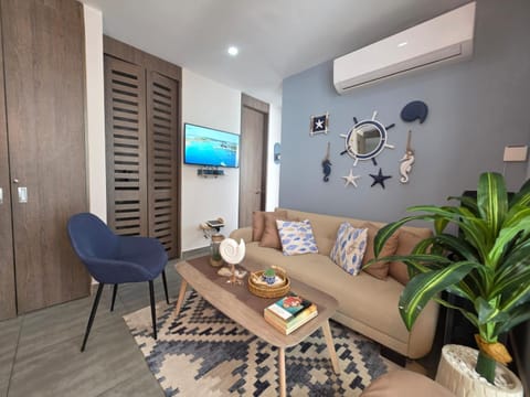 Communal lounge/ TV room, TV and multimedia, air conditioner