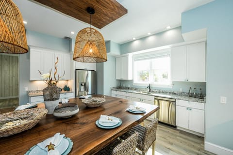 Salty Dog House in Siesta Beach