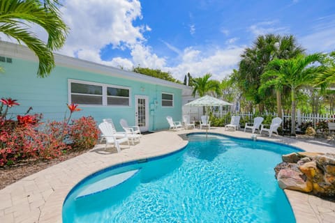 Beach Side Babe House in Lido Key