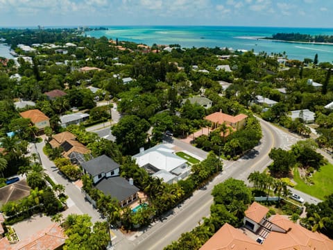 Brisas Del Mar House in Sarasota