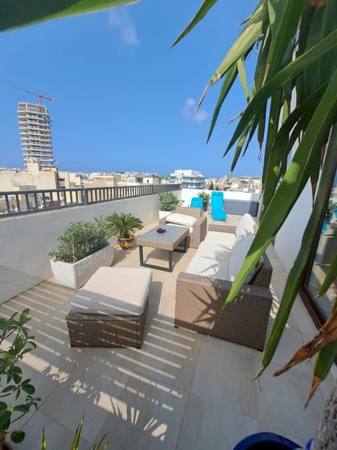 View (from property/room), Balcony/Terrace