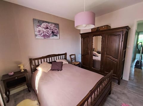 L'écrin de Pauline - Grande Maison au Calme à la Campagne House in Auvergne-Rhône-Alpes