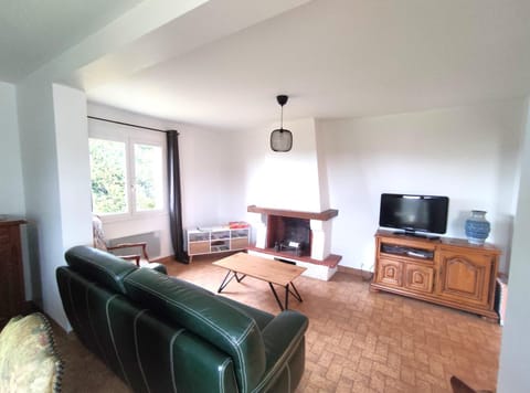 L'écrin de Pauline - Grande Maison au Calme à la Campagne House in Auvergne-Rhône-Alpes