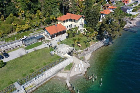 Beach Villa Fiorina Villa in Canton of Ticino
