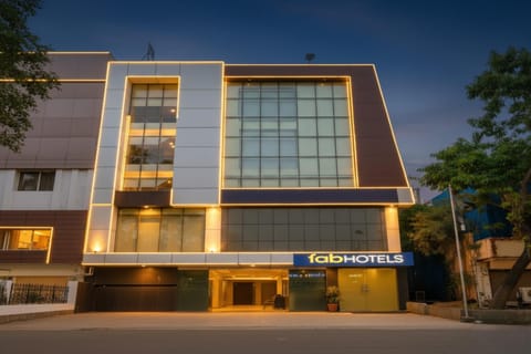 Property building, Facade/entrance