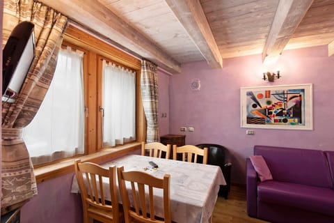 Chalet Picchio Bilocale Apartment in Canton of Grisons