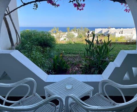 Garden, View (from property/room), Balcony/Terrace, Sea view