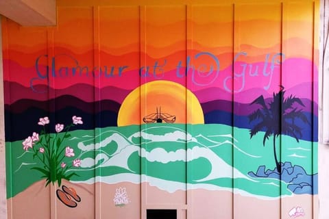 Steps Away from Cruisin' the Coast , Gulfport 2BR, Game Room, and Free Parking Apartment in Gulfport