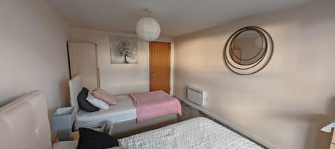 Paramount city view Apartment in Swindon