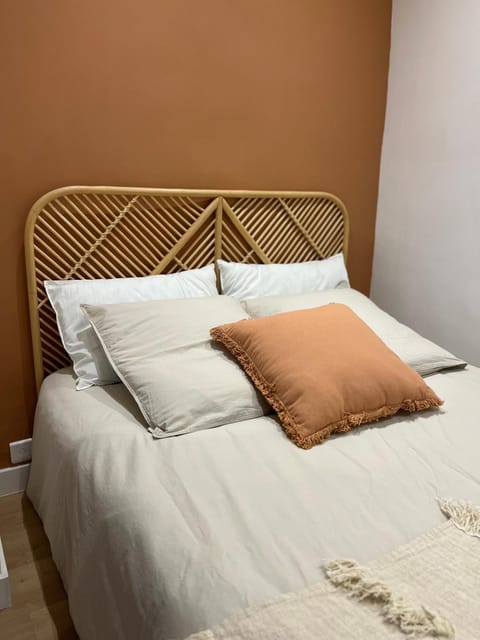 Bed, Night, Bedroom