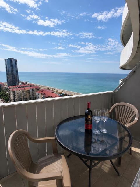 Day, View (from property/room), Balcony/Terrace, Beach, Sea view