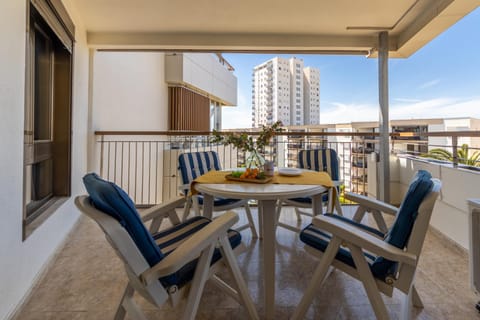 View (from property/room), Balcony/Terrace, Seating area