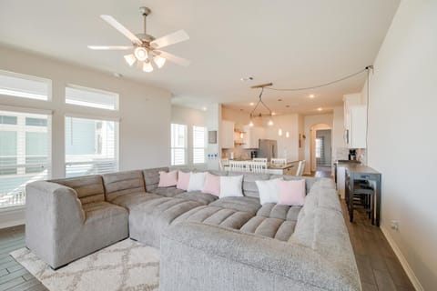 Bay-View La Porte Home Rental Steps to Beach! House in La Porte