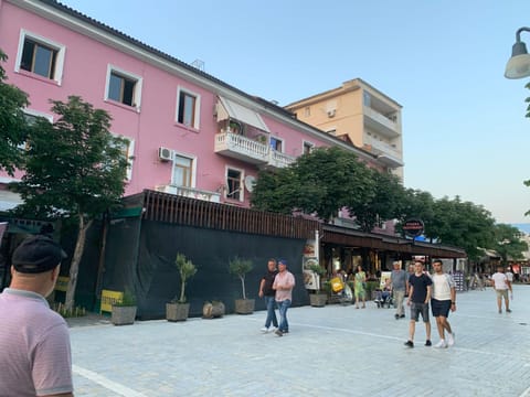 Property building, Neighbourhood, Street view