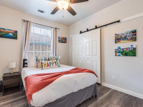 Urban Oasis North ATX , 5BR 2BA,Heated Pool Villa in Pflugerville