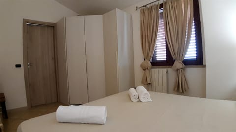 Lo sguardo sulla citta' ,Panoramic view Apartment in Olbia