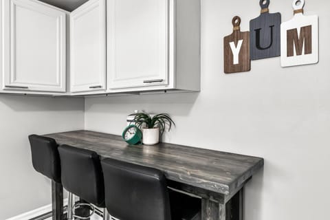 Duplex Style Home in Shelby Township- 2 flats Apartment in Shelby Township