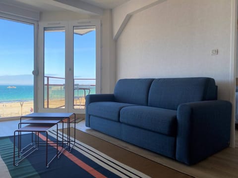 Appartement avec WIFI et Vue Mer, Plage de Trestraou à Perros-Guirec - FR-1-368-384 Apartment in Perros-Guirec