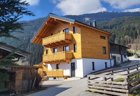 Property building, Day, Natural landscape, Mountain view