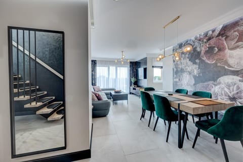 APARTAMENTY Z TARASEM NA DACHU NA WYDMACH W MIĘDZYWODZIU Apartment in West Pomeranian Voivodeship, Poland