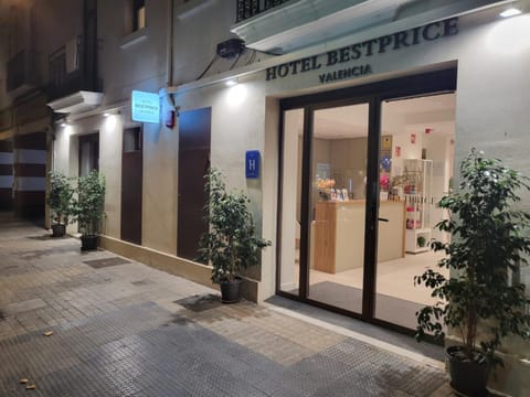 Hotel BESTPRICE Valencia Hotel in Valencia