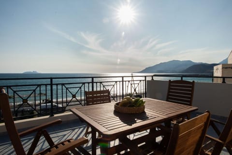 Natural landscape, View (from property/room), Balcony/Terrace, Sea view