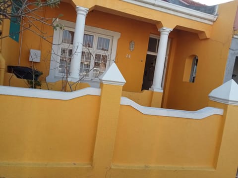 Athome Accommodation woodstock Vacation rental in Cape Town