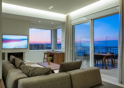 TV and multimedia, Living room, Sunset