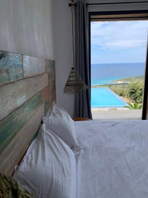 Bed, Natural landscape, Photo of the whole room, Bedroom, Sea view, Internal: Not applicable to any particular room