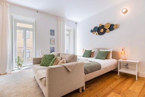 Bed, Living room, Photo of the whole room, Bedroom