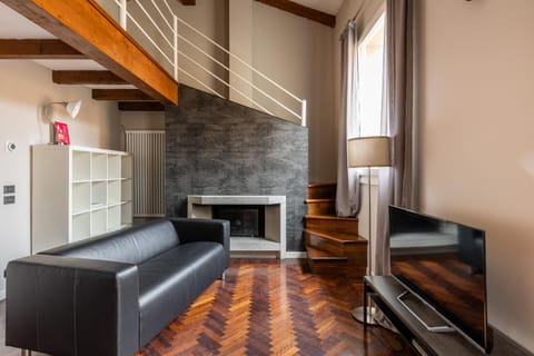 Communal lounge/ TV room, Living room