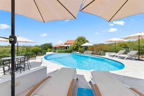 Pool view, Swimming pool, sunbed