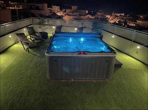 Hot Tub