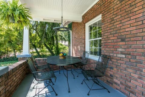View (from property/room), Balcony/Terrace, Seating area