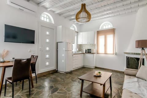 Living room, kitchen