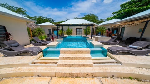 Property building, Swimming pool